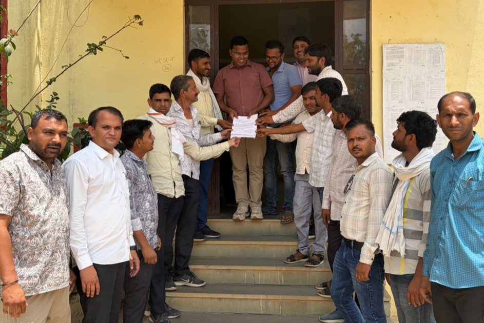 ग्रामीणों ने खोला मोर्चा, कहा-लक्ष्मीखेड़ा में ही खुले उपस्वास्थ्य केंद्र
