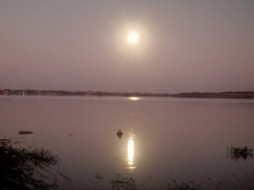 बिजौलियां में दिखा पूर्णमासी के चांद का सुंदर नजारा