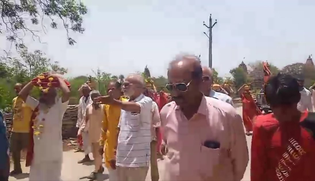 भव्य शोभायात्रा के साथ मंदाकिनी महादेव में श्रीमद् भागवत कथा प्रारंभ