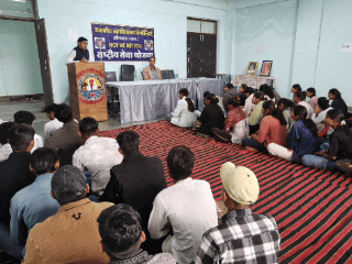 वंदे मातरम से गूंजा कॉलेज परिसर, अनुशासन-ध्यान व करियर मार्गदर्शन पर विशेष सत्र